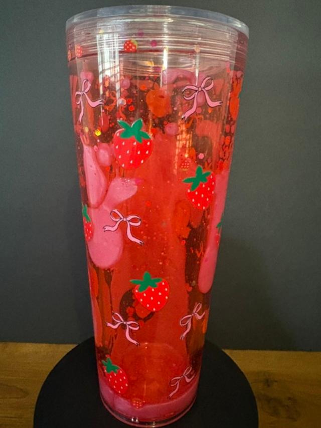 Strawberry Shortcake – 24 oz Snow Globe Tumbler